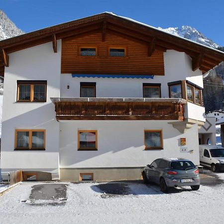 Haus Schimpfoessl Apartment Флирш Екстериор снимка