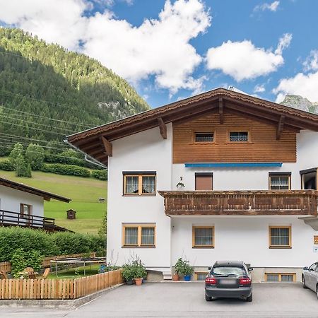 Haus Schimpfoessl Apartment Флирш Екстериор снимка